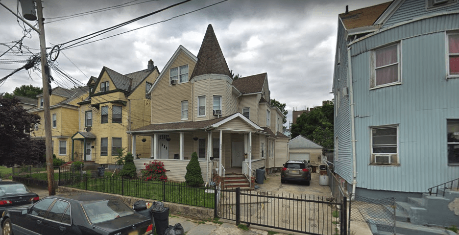 634 e 25th